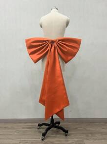 1件超大黑色缎面蝴蝶结露背装饰，配有可调节腰带 - 彩色 - 查看 28