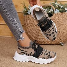 Women's Fashion Leopard Print Sneakers, Casual Lace-Up Chunky Sole Road Running Shoes, Versatile Classic Breathable Sneakers, Plus Size Comfortable Slip-Resistant Durable Casual Shoes - Brown - View 2