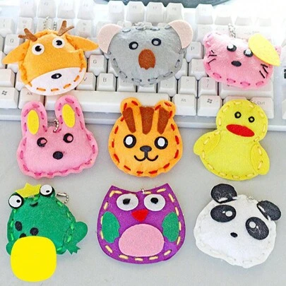 1 Set DIY Arts & Crafts Kit - Nonwoven Fabric, Pink Storage Bag, Keychain Pendant, Random Creative Toys, Develop Fine Motor Skills, Inspire Imagination & Creativity