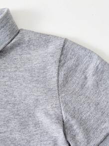 儿童短袖纯色T恤，时尚休闲Polo衫，男女童皆宜，校园风Polo衫，修身设计，弹力面料，凸显瘦削儿童的贴身效果，建议偏瘦儿童选择大一码，穿着更宽松舒适，适合休闲外出和聚会。 - 淺灰色 - 查看 6