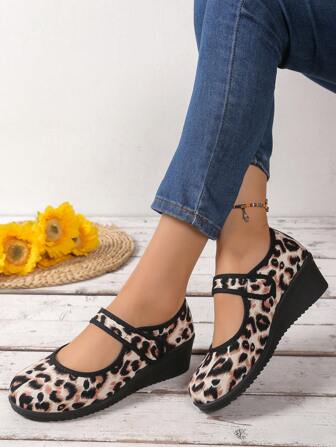 Women's Fashion Casual Classic Mary Jane Shoes, Leopard Print Strap Hook And Loop Thick Platform Wedge Heel Slip-On Loafers