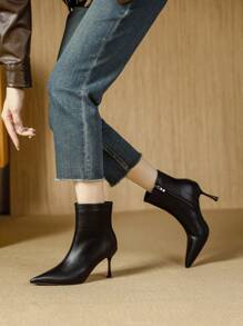 2024 Autumn/Winter New Fashion Women Pointed Toe Stiletto High Heel Short Boots, Side Zipper Ankle Boots, Boots
