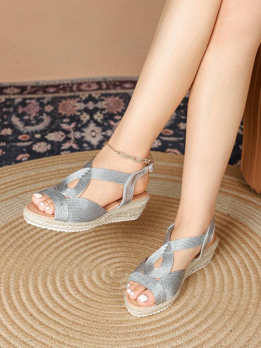 女士时尚欧式厚底坡跟凉鞋，刺绣编织细节，露趾，度假休闲高跟鞋 - 銀色 - 查看 1