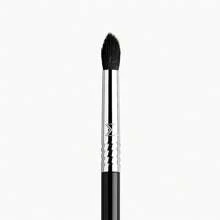E45 SMALL TAPERED BLENDING BRUSH - Black - View 2