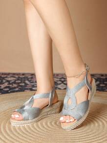 女士时尚欧式厚底坡跟凉鞋，刺绣编织细节，露趾，度假休闲高跟鞋 - 銀色 - 查看 2