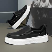Chaussures de travail décontracté à enfiler homme avec semelle épaisse, nouvelle collection 2024. Léger, tendance, baskets plates pour l'automne