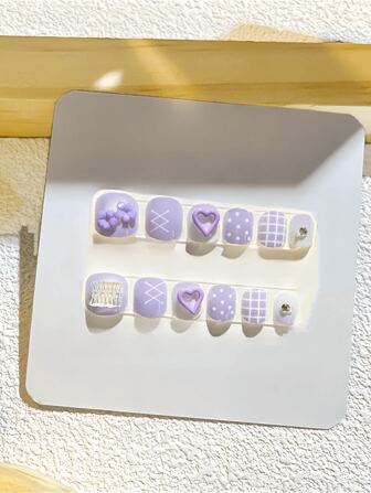 12 件/套短款丙烯酸美甲贴片，带有花卉、蝴蝶和抽象图案，3D 浮雕可爱指甲贴纸装饰，是送给女性和女孩的理想圣诞节和新年礼物