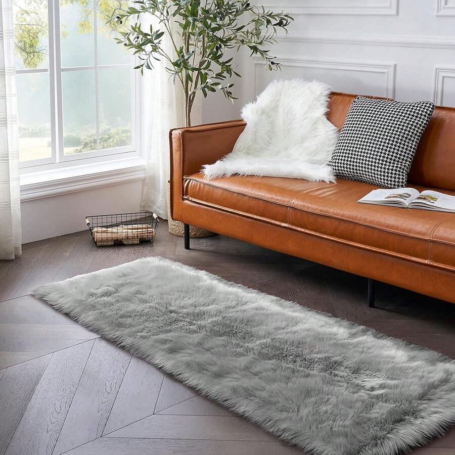 Faux Fur Sheepskin Fluffy Fur Rugs For Bedroom Kids Room Living Room Machine Washable Area Rugs In Runner Size Decoration Carpet Thanksgiving Christmas-Gifts Warm Thermal Floor Mat For Winter New Year Festival - Màu Xám nhạt - Xem 1