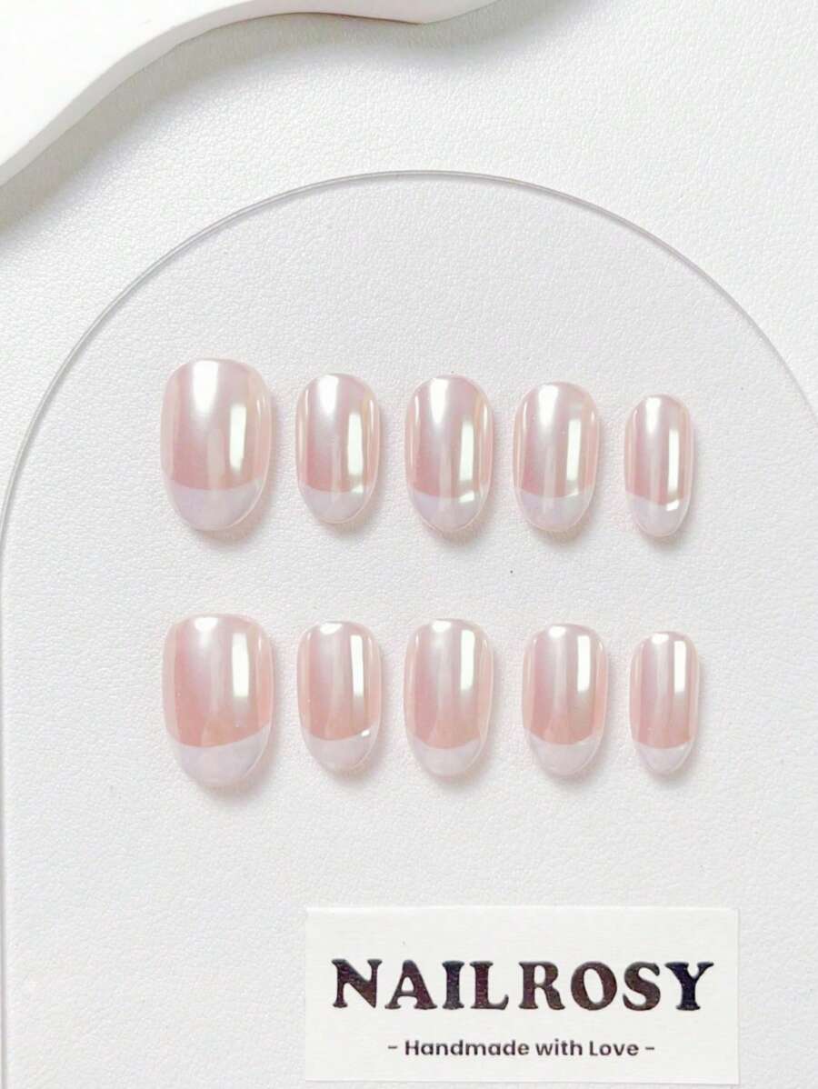 nailrosy 10片裝手工穿戴甲套組 短杏仁形 粉色白色法式鏡面粉末 優雅極簡老錢風 日韓風清新設計 時髦法式中性古典創意亮面閃亮假指甲套組