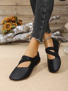 Women's New Stylish Soft Comfort Versatile Slip-On Round Toe Ballet Flats - Black - View 4