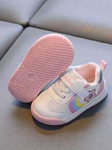 Zapatillas de bebé impermeables, suaves y antideslizantes, con suela blanda, aptas para niños y niñas de 1 a 4 años, para uso en interiores y exteriores, zapatos casuales para caminar con y banda elástica, fáciles de poner y quitar, zapatos de entrenamiento para niños pequeños