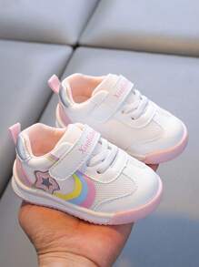 Zapatillas de bebé impermeables, suaves y antideslizantes, con suela blanda, aptas para niños y niñas de 1 a 4 años, para uso en interiores y exteriores, zapatos casuales para caminar con y banda elástica, fáciles de poner y quitar, zapatos de entrenamiento para niños pequeños