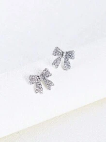 Anting Stud Pita Rhinestone, Cocok untuk Pemakaian Sehari-hari, Minimalis & Modis, Hadiah Hari Valentine yang Ideal - Busur berlian perak - View 4