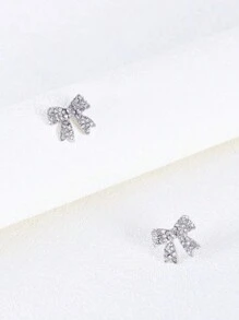 Anting Stud Pita Rhinestone, Cocok untuk Pemakaian Sehari-hari, Minimalis & Modis, Hadiah Hari Valentine yang Ideal - Busur berlian perak - View 3