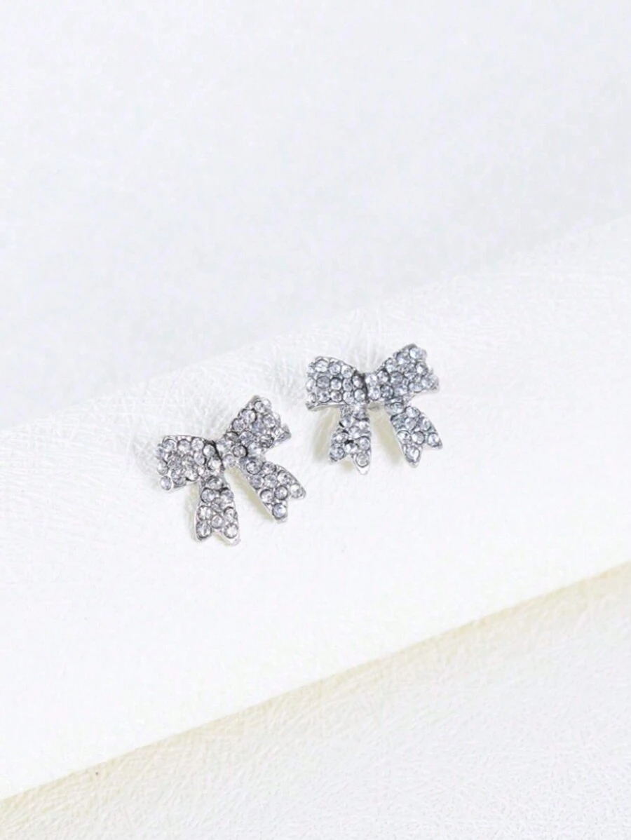 Anting Stud Pita Rhinestone, Cocok untuk Pemakaian Sehari-hari, Minimalis & Modis, Hadiah Hari Valentine yang Ideal