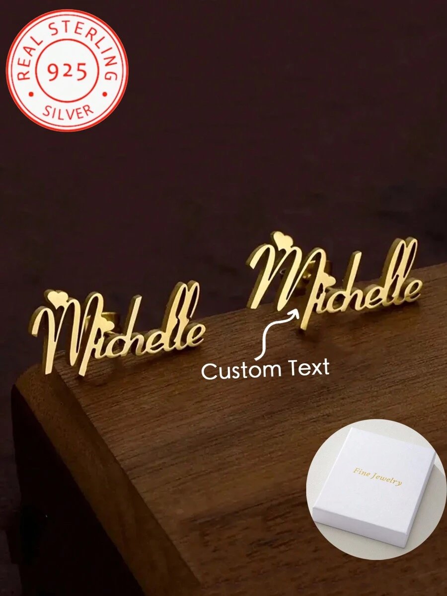 Ein Paar 925 Silber personalisierte englische Buchstaben Ohrringe mit kleinen Herz-Dekorationen, geeignet für den täglichen Gebrauch und Partytragen, Weihnachten, Halloween, Valentinstag, Hochzeitstag, Herbstoutfit und jeden Anlass. Das perfekte Geschenk zum Tragen
