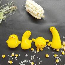 4pcs Creative Cartoon Cute Duck Resin Fridge Magnets, Decorative Magnets For Office, Kitchen, Whiteboard, Storage Cabinet, Dishwasher, Cute Home Decor, Children's Day Gift, Valentine's Day Gift, Friend/Family Gift, Fridge Decor, Small Decorative Item, Kitchen Decor Collection, Home Decor, Room Decor, Birthday Gift, Surprise Gift - Multicolor - View 3
