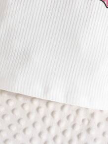 Young Girls Spring/Autumn Long Sleeve Round Neck Bowknot Butterfly Print T-Shirt + Solid Color Button Decorated Short Pleated Skirt Casual 2-Piece Outfit