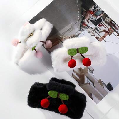 1 件新款甜美简约时尚秋冬黑白毛绒樱桃和发爪，休闲街头可爱风格