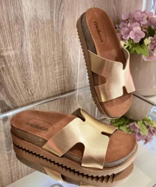 Moleca Women's Flatform Clog Sandal Summer Fashion Comfort ORIGINAL - 5500.100 - H-Strap - Dourado Moleca - H 型錶帶 - 查看 3