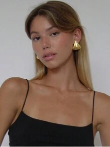 Aretes de acero inoxidable con diseño geométrico triangular de estilo metálico simple, elegante joyería de moda para damas como regalo del Día de San Valentín