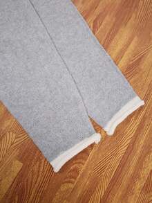 Plus Size Colorblock V-Neck Loose Knit Pullover Sweater - Light Grey - View 9