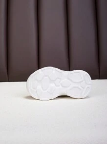 儿童高帮透气运动鞋，鞋底柔软防滑，时尚休闲步行运动鞋，棕色/白色，适合男孩和女孩 - 棕色 - 查看 10