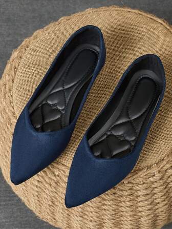 WHDXY 女士平底纯色乐福鞋，尖头休闲工作办公室通勤鞋，不累脚的便鞋