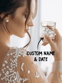 1 Par/2 piezas Copas de brindis de boda personalizadas, Vasos de vidrio personalizados, Vasos de vidrio de 45ml personalizados, Cristalería personalizada, Chupitos personalizados, Regalos personalizados, Cristalería personalizada, Vasos de vidrio personalizados, Recuerdos de boda únicos, Suministro a granel para fiestas de boda, Chupitos "Estamos casados", Regalos de boda, Boda ideal, Mejores regalos para recién casados, Familia, Colegas, Fácil de limpiar, Exquisito, Personalización de alta calidad, Personalizado, Ambiente cálido, Vida doméstica, Copas de vino personalizadas - Multicolor - Ver 3