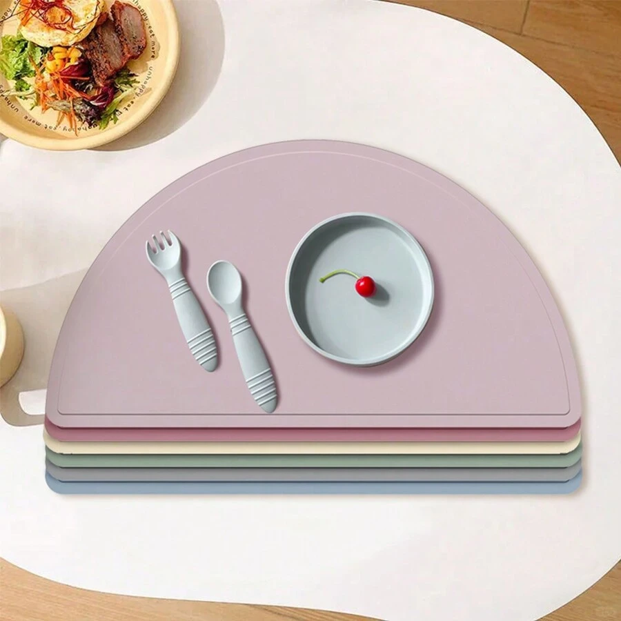 1 pezzo Tovaglietta in silicone a forma di semicerchio, pieghevole, impermeabile, anti-olio, termoisolante, portatile per supplementi alimentari, con texture morbida, durevole per bambini