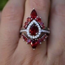 优雅波西米亚风格结婚戒指套装 - 合成梨形紫色锆石光环，合金镀玫瑰金，三石镶嵌，波西米亚花卉主题，三月生日石，适合订婚和日常佩戴 - 紫色 - 查看 8