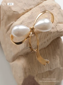 1pc Goddess Brooch Elegant Brooch Natural Faux Pearl Chic Accessory Coat Collar Decoration Valentines Dress Accessories Pin For Clothes Bag Charm School