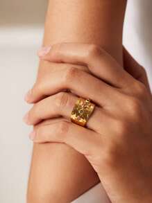 Sparkling Diamond Luxury Decorative Stainless Steel Ring