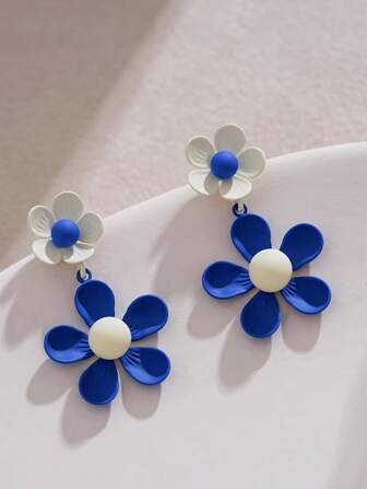 1 对时尚简约泪珠形耳环，用途广泛