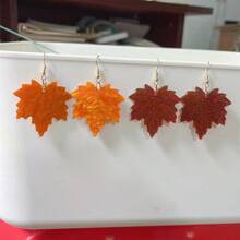 2pcs Versatile Maple Leaf Acrylic Earrings - Multicolor - View 4