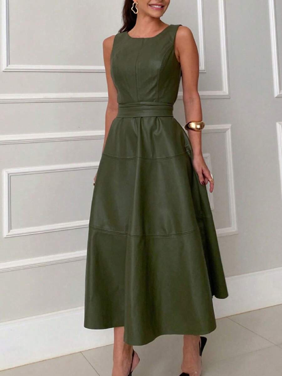 Vestido slip de línea A minimalista con cinturón de piel sintética (PU) - Negro - Ver 1