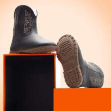 Botinha Texana Bebê Festa Junina Sapatinho Infantil Macio Confortável + 01 Par de Meias em Algodão Ubuntu Baby