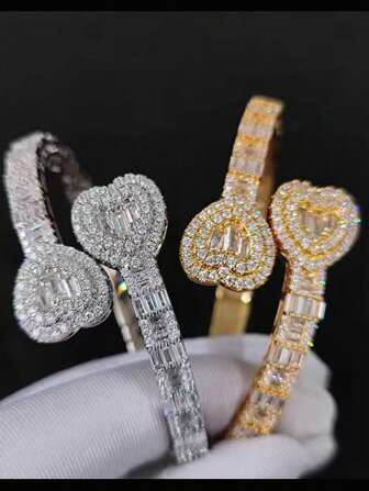 1 件装金色女士手链 Hip Hop Iced Out Bling 奢华心形女士矩形钻石 CZ 方晶锆石手镯时尚珠宝礼物情人节、妈妈、母亲、母亲节、礼物