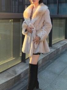 Oversized, flauschiger Kragen, einstellbare Taille, flauschige Jacke
