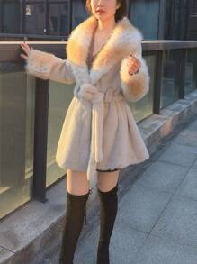 Oversized, flauschiger Kragen, einstellbare Taille, flauschige Jacke