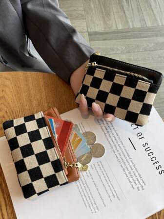 High-End Elegant Checkered 3-Zipper Multifunctional Women's Short Wallet With Key Holder And Pouch Gifts For Women Wallet Mini Wallet Purse Wallet Coin Wallet