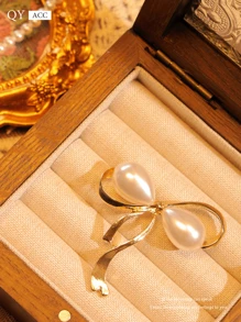 1pc Goddess Brooch Elegant Brooch Natural Faux Pearl Chic Accessory Coat Collar Decoration Valentines Dress Accessories Pin For Clothes Bag Charm School