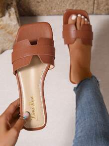 女士时尚休闲系带凉鞋，夏季舒适平底厚底一脚蹬沙滩鞋 - 棕色 - 查看 5