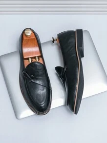 Luxury Vintage Men's Slip-On Loafers, Elegant Gentleman Leather Shoes With Black Solid Color, Breathable Uppers, Non-Slip Durable Soles, Suitable For Casual, Business, Formal Occasions, Graduation Ceremony, Suits, Weddings, Spring/Summer/Fall, Plus Size