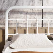 HOOMIC White Full/Queen/King Size Metal Bed Frame With Headboard And Footboard * Bed Frame Queen Queen Bed Frame Bed Frame Full Full Size Bed Frame King Size Bed Frame Twin Bed Frame Room Decor Home Decor Christmas Decor Bedroom Decor Valentine Day Decor Storage Living Room Decor Furniture House Decor - 白色 - 查看 4
