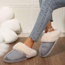Women's Cozy Plush Fleece-Lined Slip-On Moccasins With Fluffy Detail - Non-Slip Winter Slippers With Platform Flat Sole