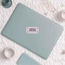 1/3张浪漫小说俱乐部贴纸，书虫贴纸，爱书人礼物，书虫周边，Kindle贴纸，情色小说读者，阅读爱好者，电子阅读器，老了笑话，搞笑图案贴纸，搞笑表情包，送她的礼物，生日礼物，返校贴纸，剪贴簿用品，搞笑贴纸，笔记本电脑贴纸，手机贴纸 - 彩色 - 查看 3