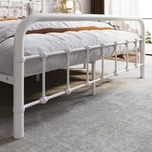 HOOMIC White Full/Queen/King Size Metal Bed Frame With Headboard And Footboard * Bed Frame Queen Queen Bed Frame Bed Frame Full Full Size Bed Frame King Size Bed Frame Twin Bed Frame Room Decor Home Decor Christmas Decor Bedroom Decor Valentine Day Decor Storage Living Room Decor Furniture House Decor - 白色 - 查看 5