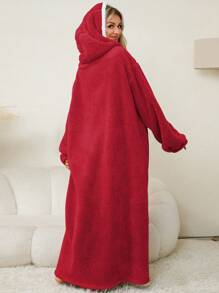 1 pièce Peignoir long à capuche en flanelle avec poche en forme de pomme, vêtement d'intérieur chaud et douillet
