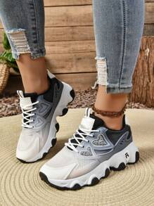 New Fashionable Casual Sports Shoes, Soft Sole Lightweight Trainers, Flat Four-Season Versatile Comfortable Women's Board Shoes, Thick Sole Air-Permeable Chunky Sneakers